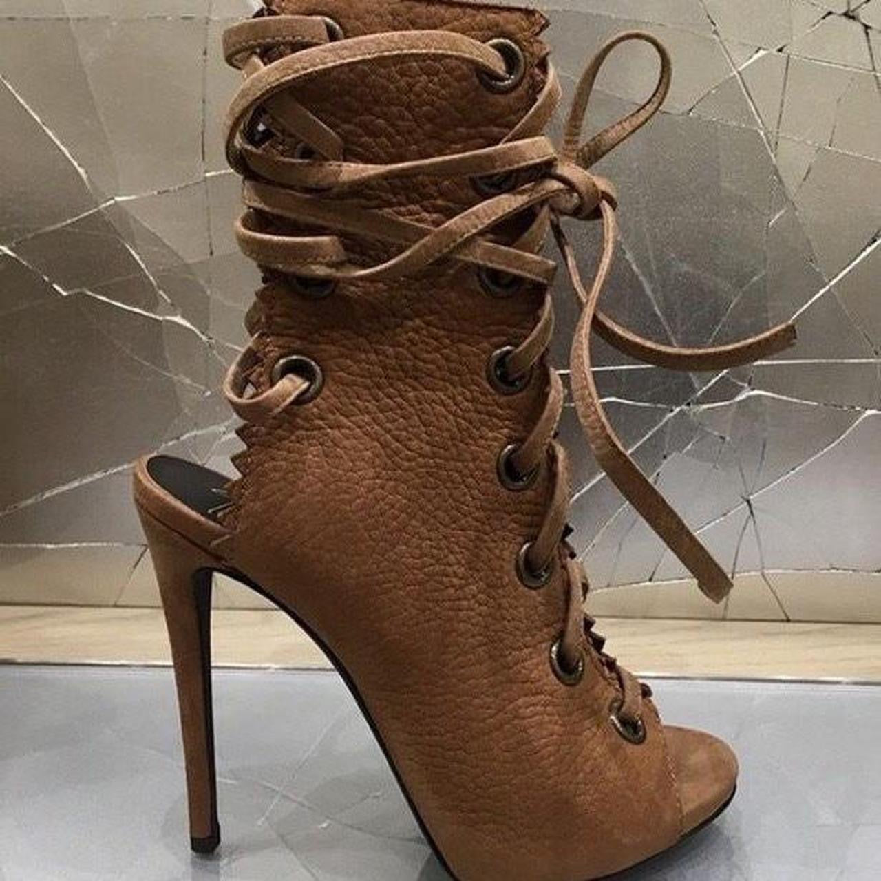 GIUSEPPE ZANOTTI | EU 40