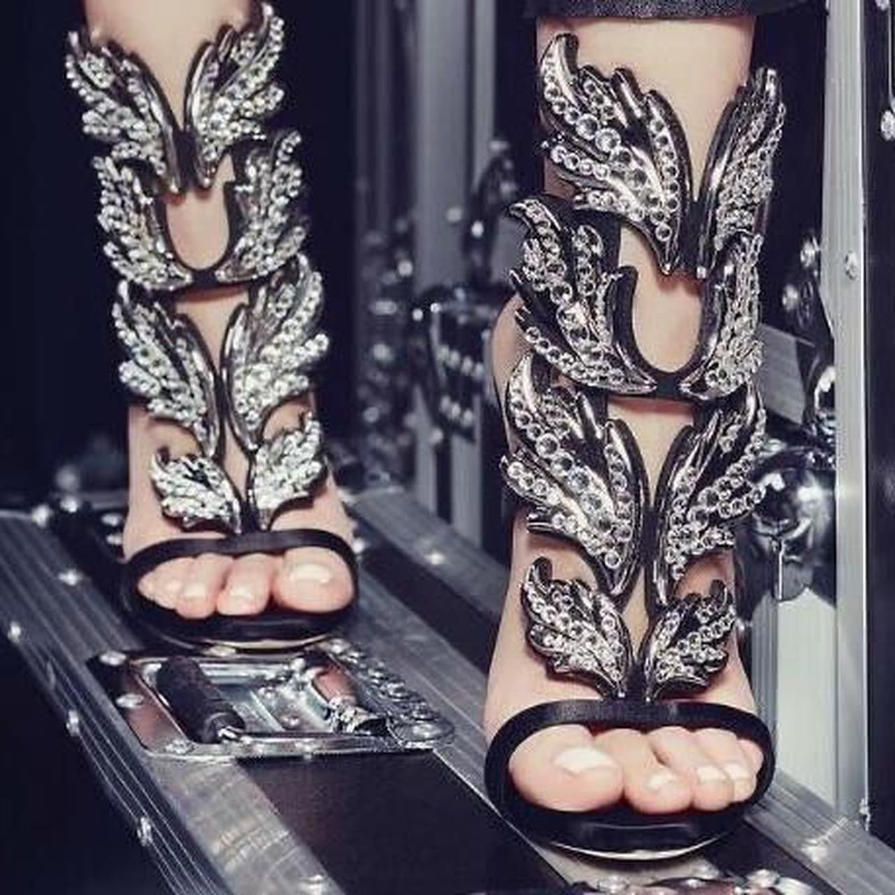 GIUSEPPE ZANOTTI ‘CRUEL SUMMER’ | EU 36